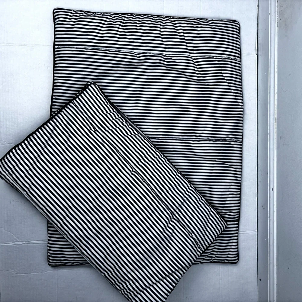 Pottery Barn-Wheaton Percale Striped Comforter Sham Set(2)Standard - Picture 2 of 16